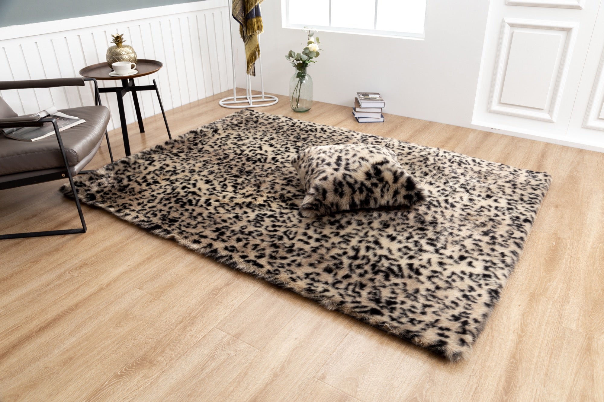 Luxury Leopard Print 5x7 Area Rug - Adams Furniture