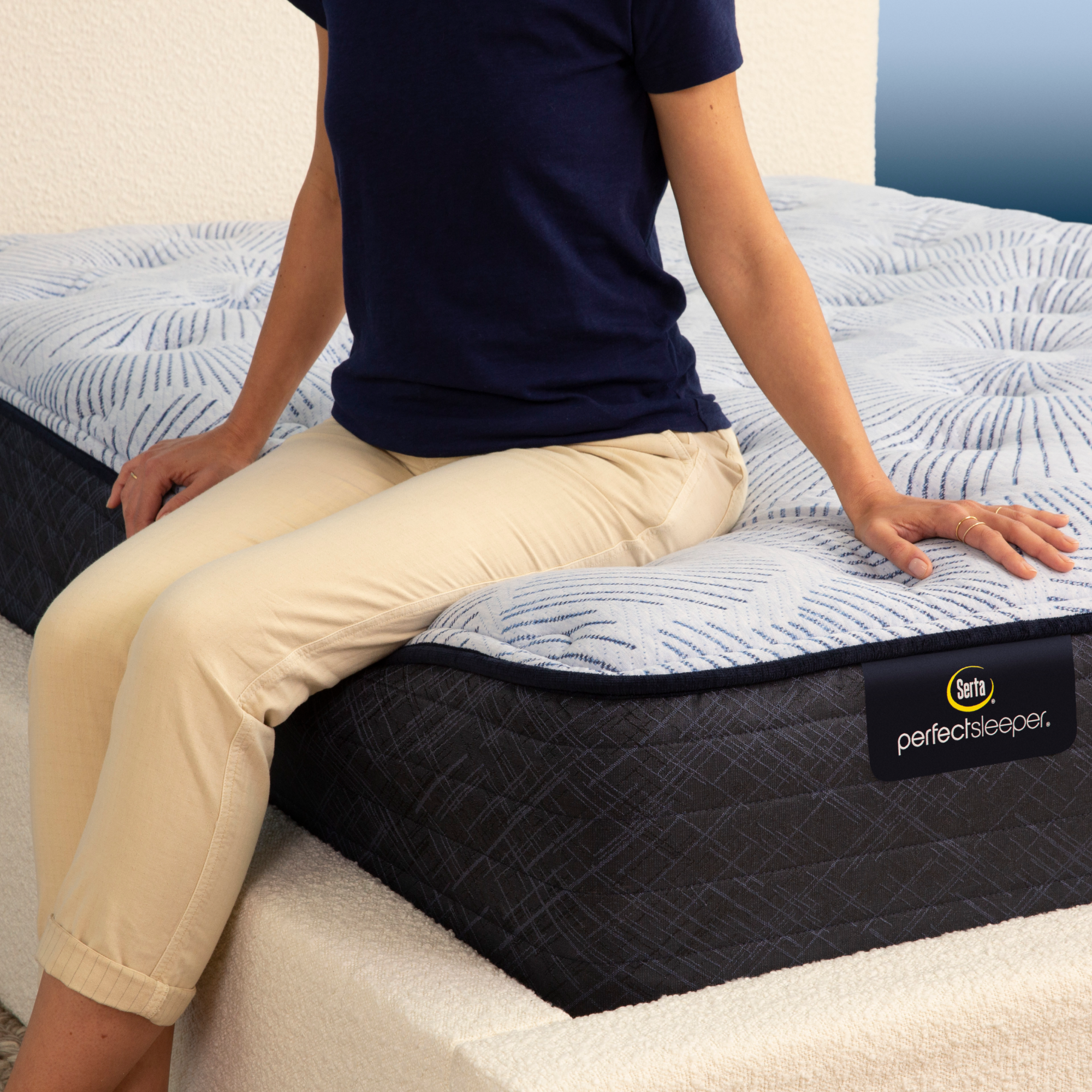 Serta Perfect Sleeper Blue Lagoon Plush King Mattress - Adams Furniture