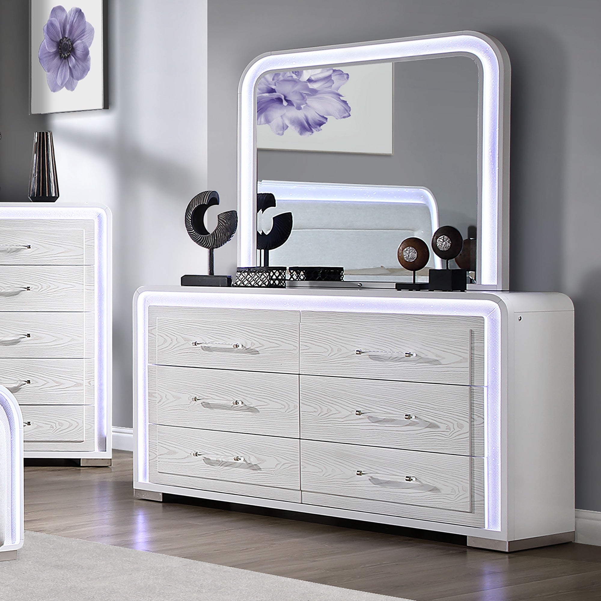 Savannah 5 Piece Queen Bedroom Set - Adams Furniture