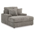Lindyn Chaise