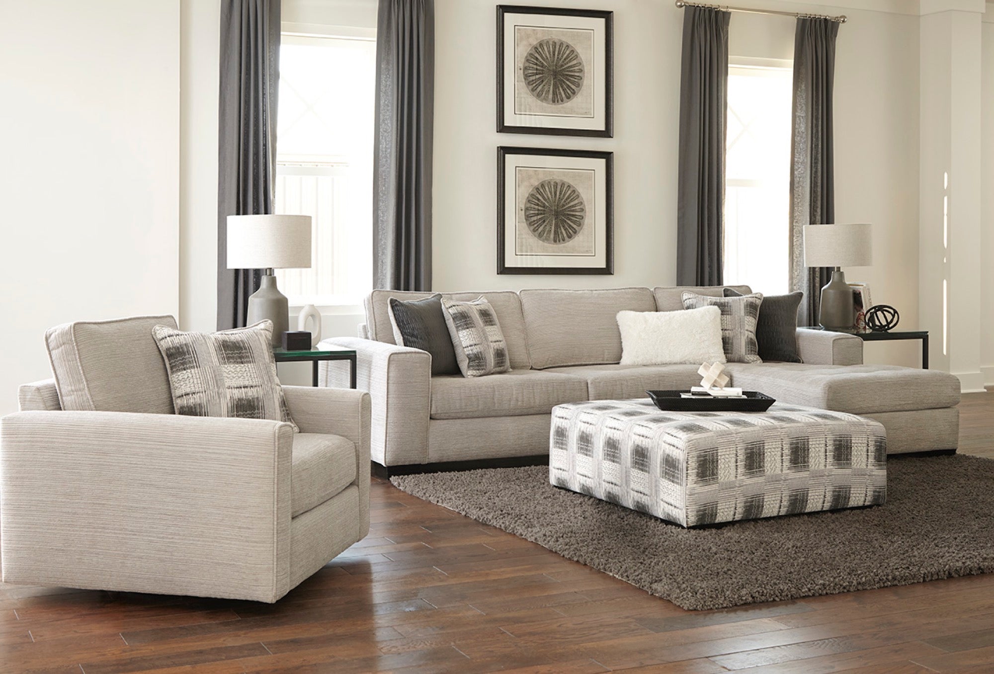 Oliver 2-Piece Sectional