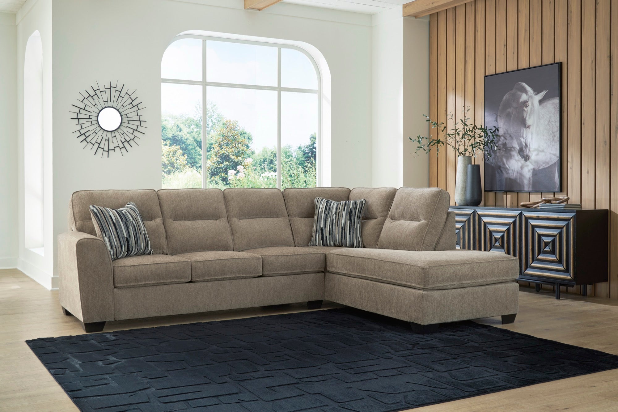 Lincoln 2-Piece Sectional with Chaise - Adams Furniture
