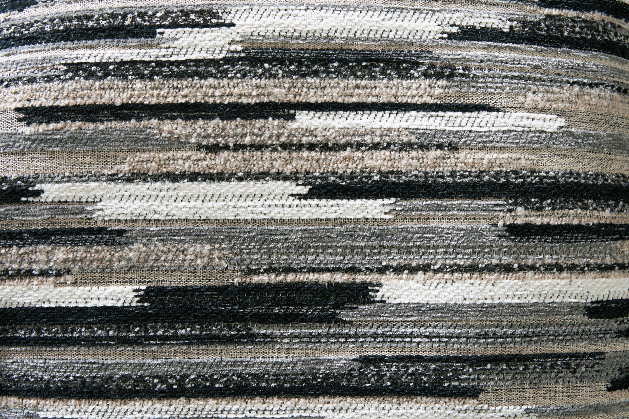 Lincoln 2-Piece Sectional with Chaise