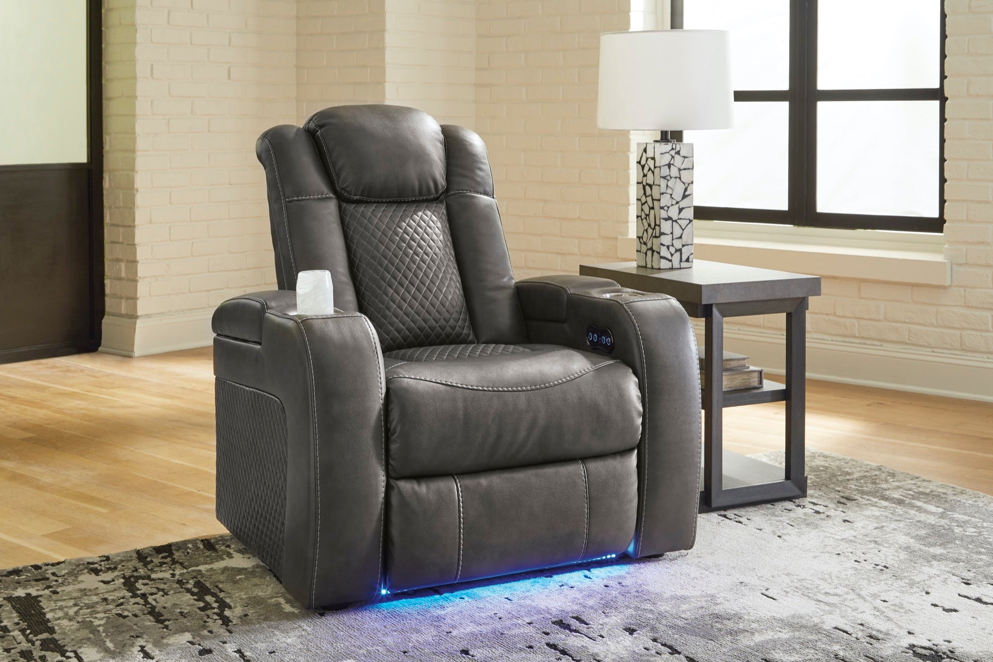 Fyne-Dyme Power Recliner - Adams Furniture