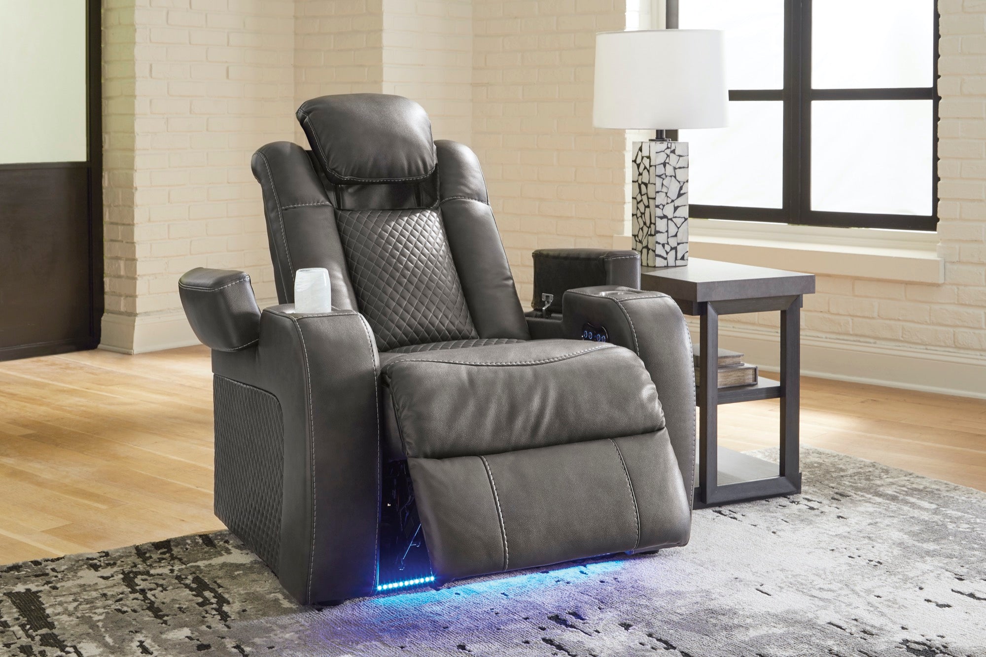 Fyne-Dyme Power Recliner - Adams Furniture
