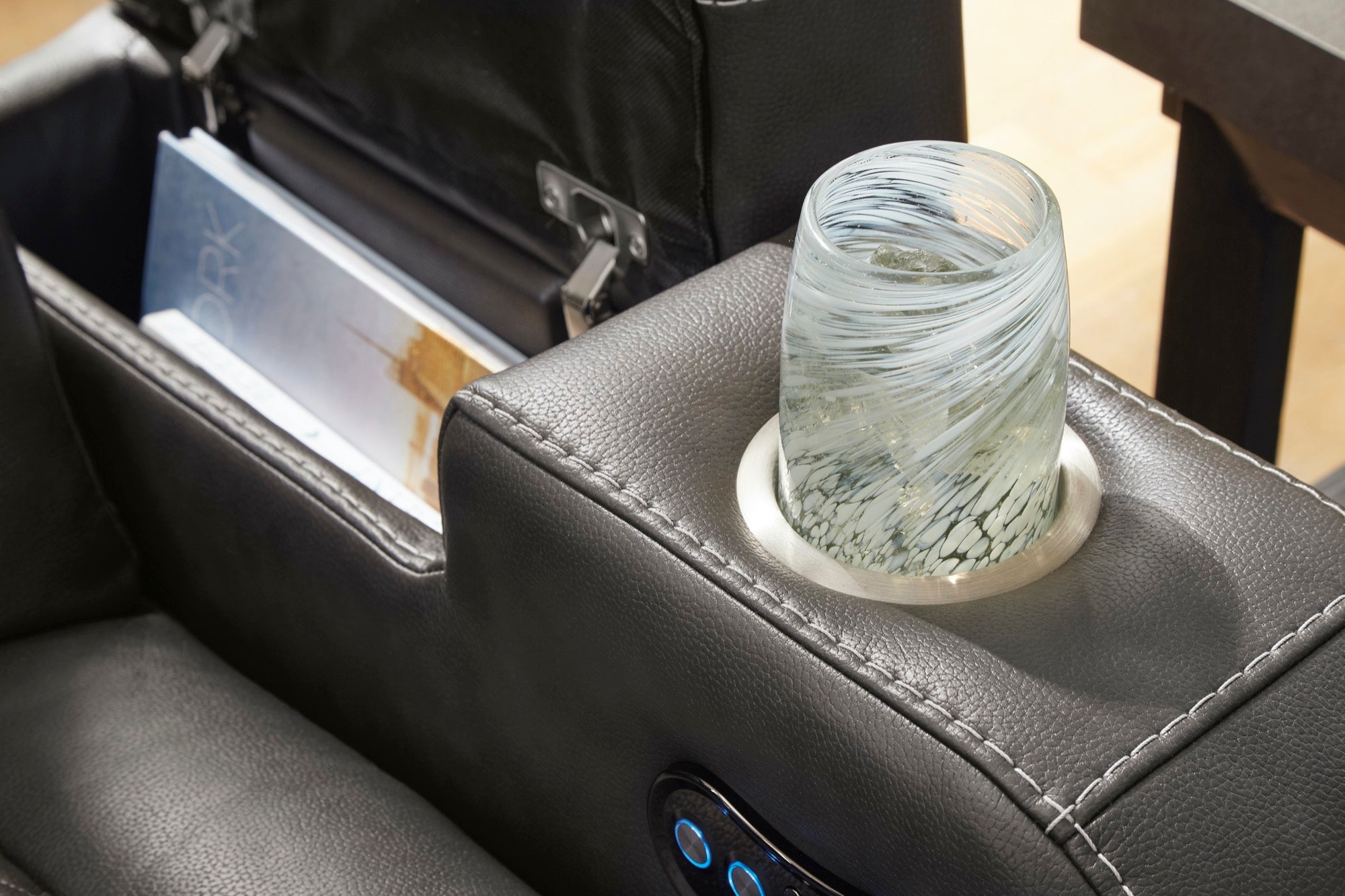 Fyne-Dyme Power Reclining Sofa - Adams Furniture