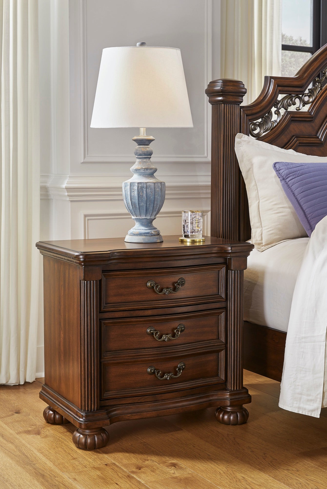 Lavinton Nightstand - Adams Furniture