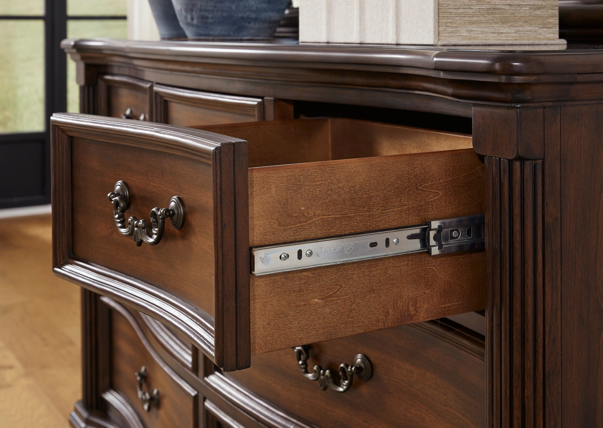 Lavinton Queen 3 Piece Bedroom Set - Adams Furniture