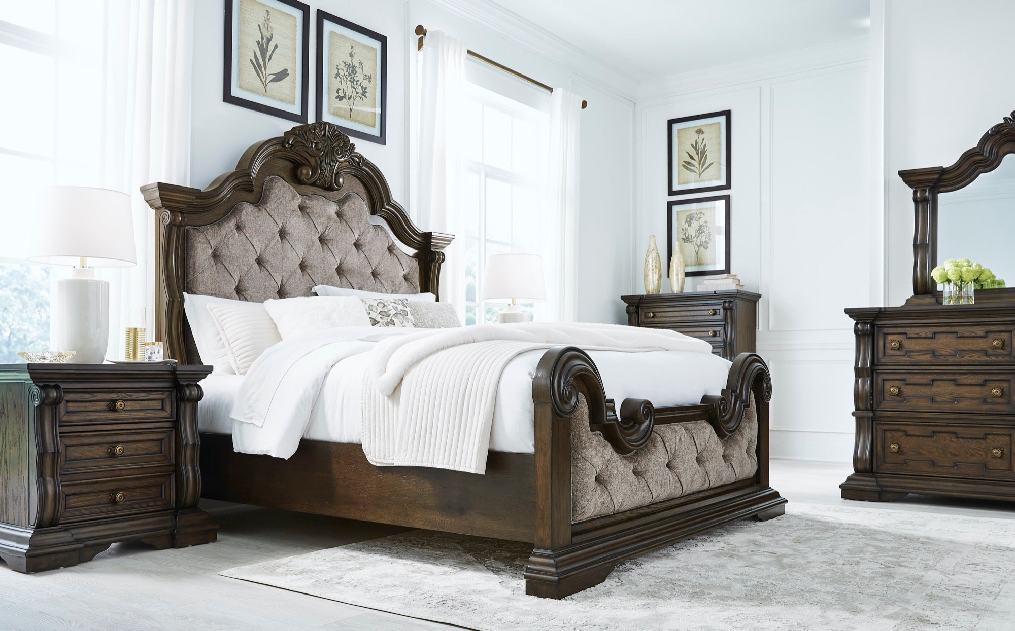 Madelyn King 5 Piece Bedroom Set - Adams Furniture