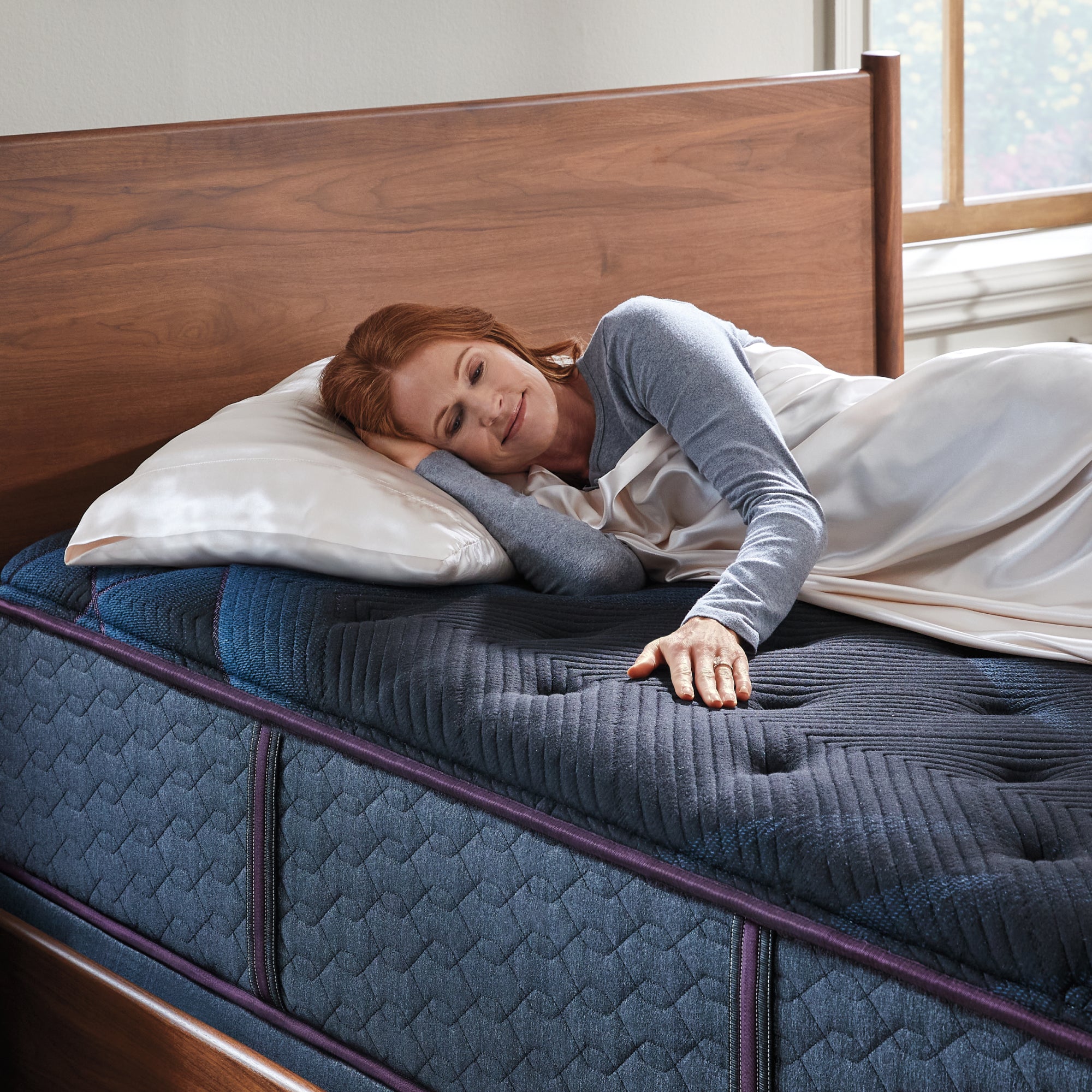 Beautyrest World Class Level 3 Extra Firm King Mattress - Adams Furniture