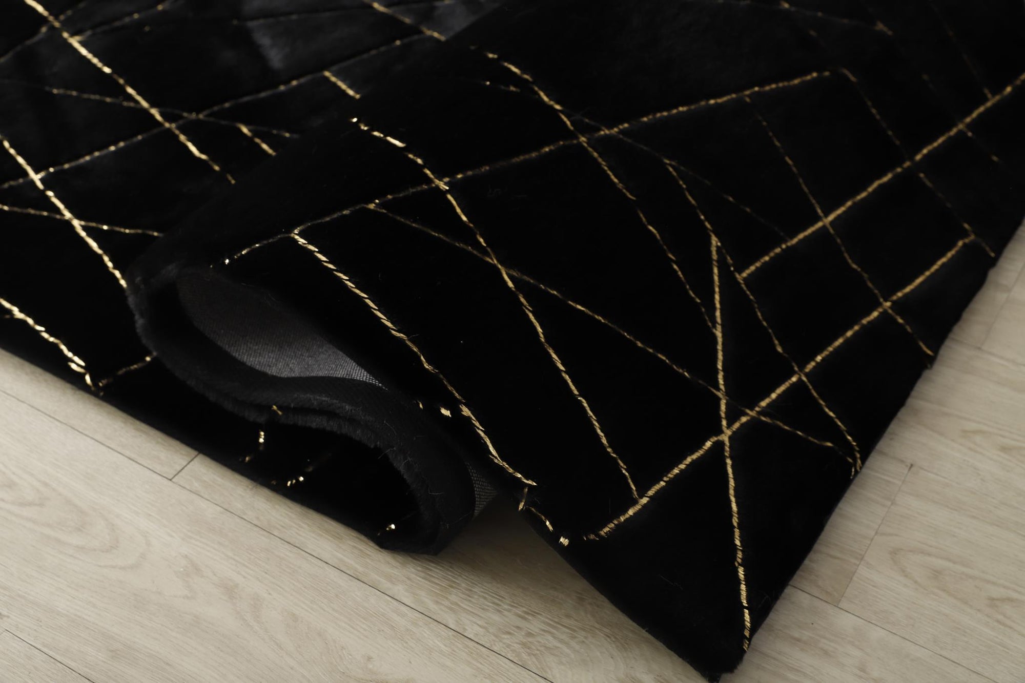 Emma 8X10 Area Rug - Adams Furniture