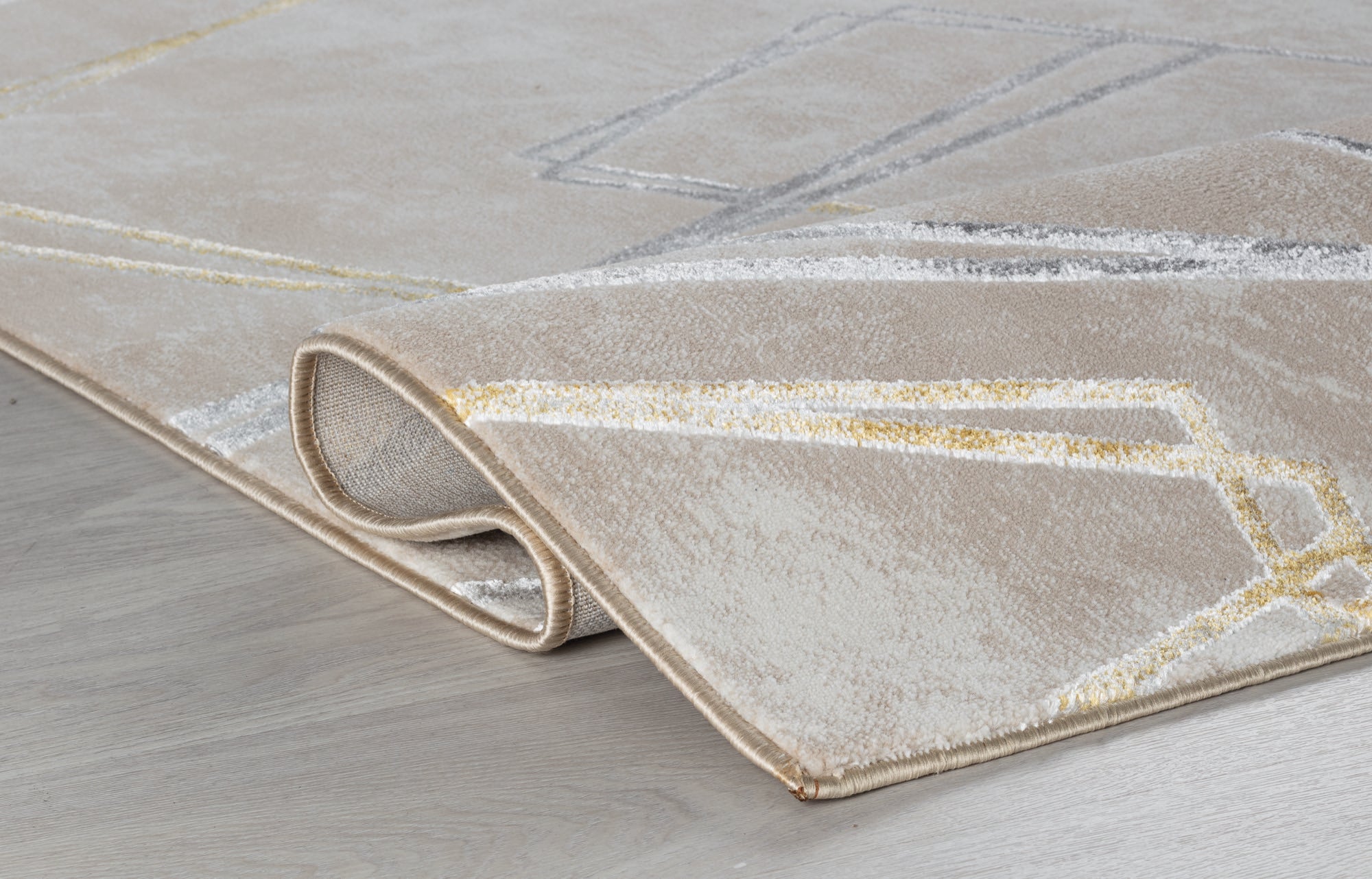 Maz Runner - Adams Furniture