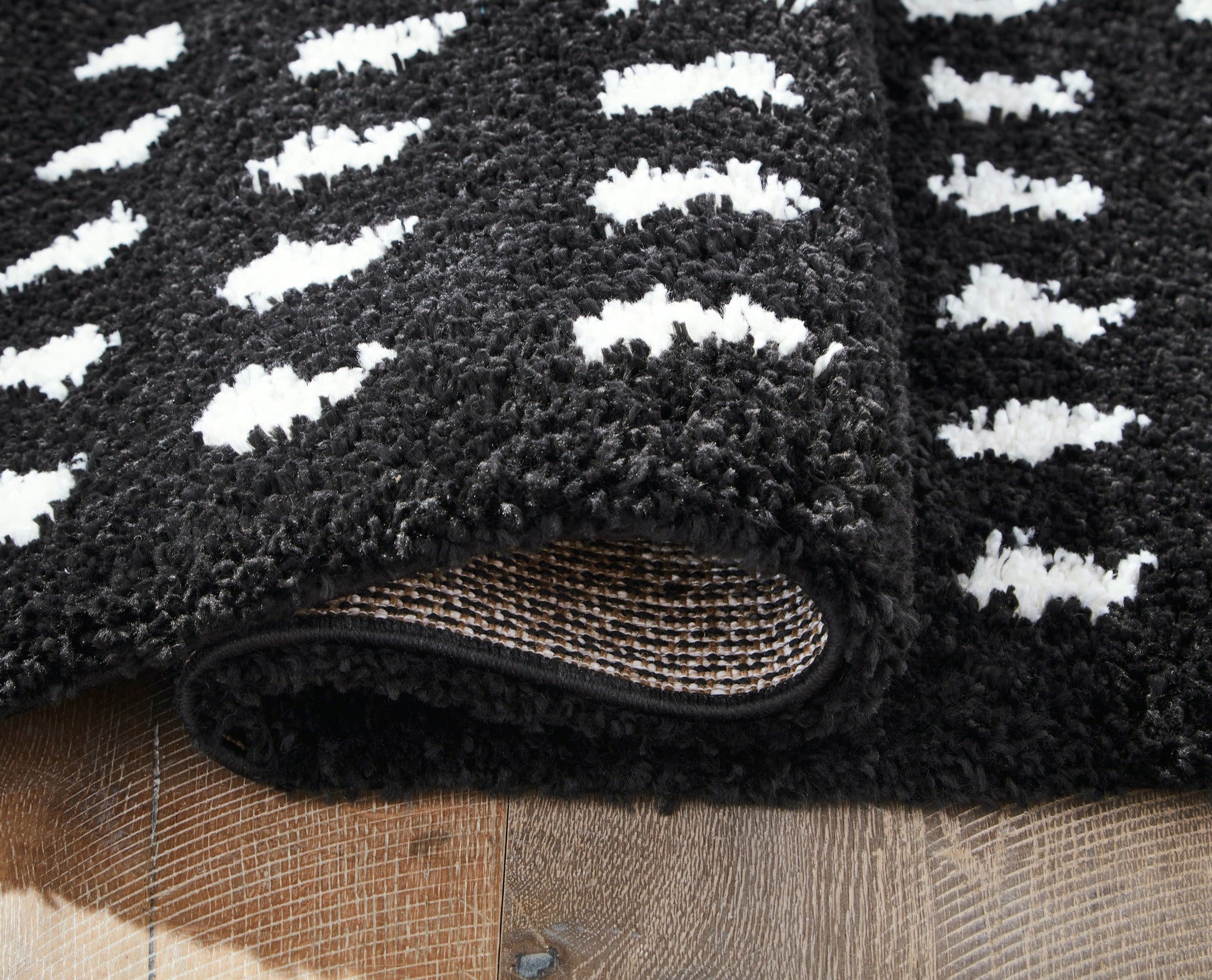 Minston 8' x 10' Rug - Adams Furniture