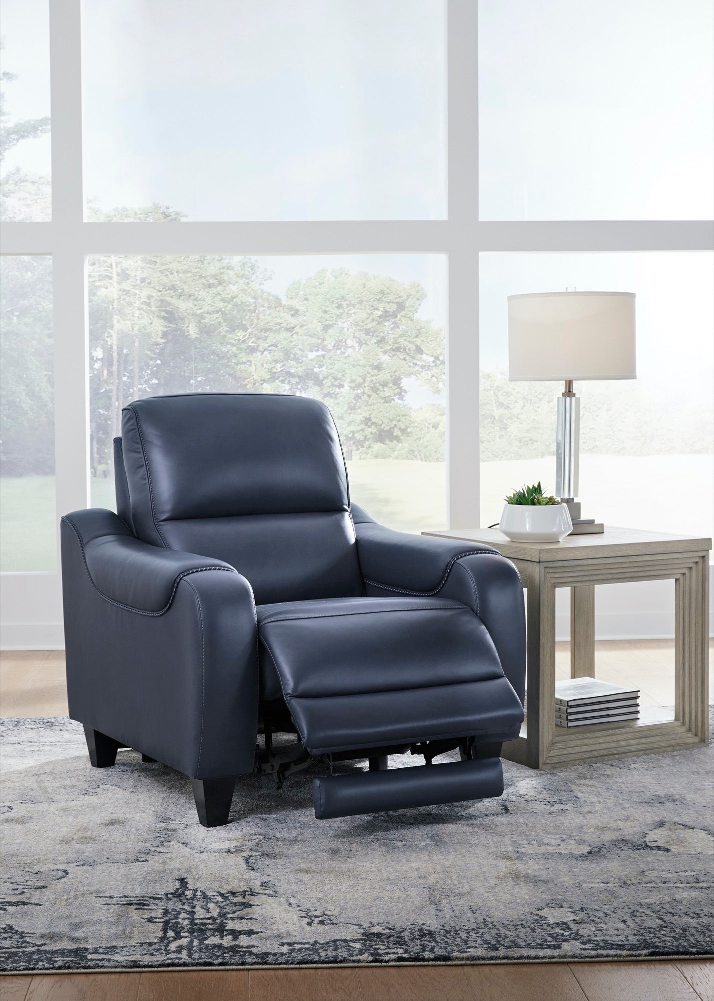 Makayla Power Recliner - Adams Furniture