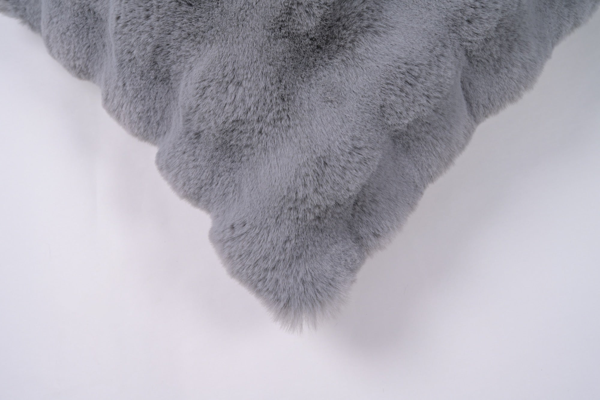 Valencia Pillow - Adams Furniture
