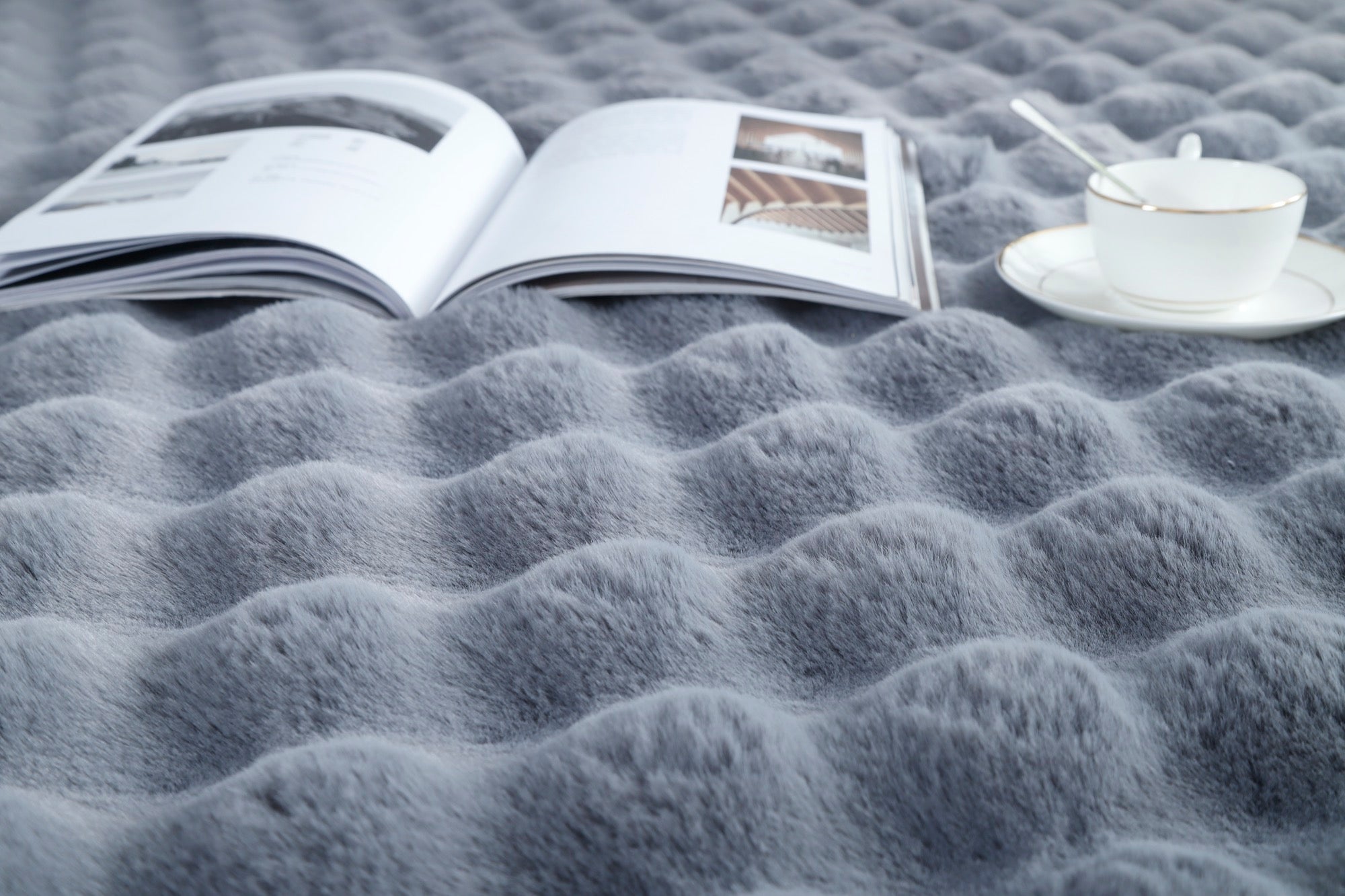 Valencia 8x10 Area Rug - Adams Furniture