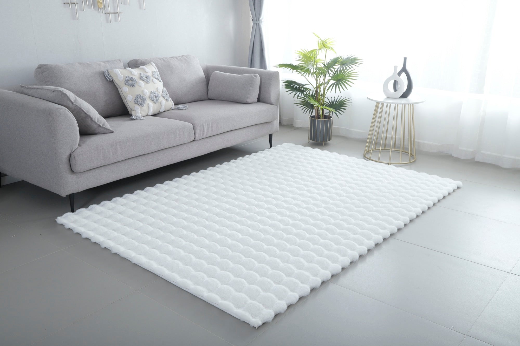 Valencia 5x7 Area Rug - Adams Furniture