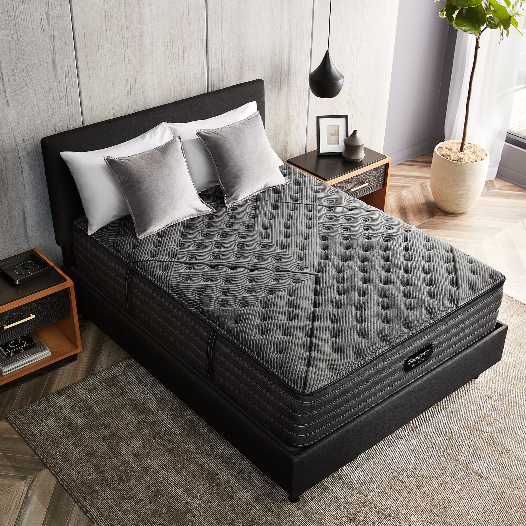 Simmons Beautyrest Black L-Class Firm Queen Mattress