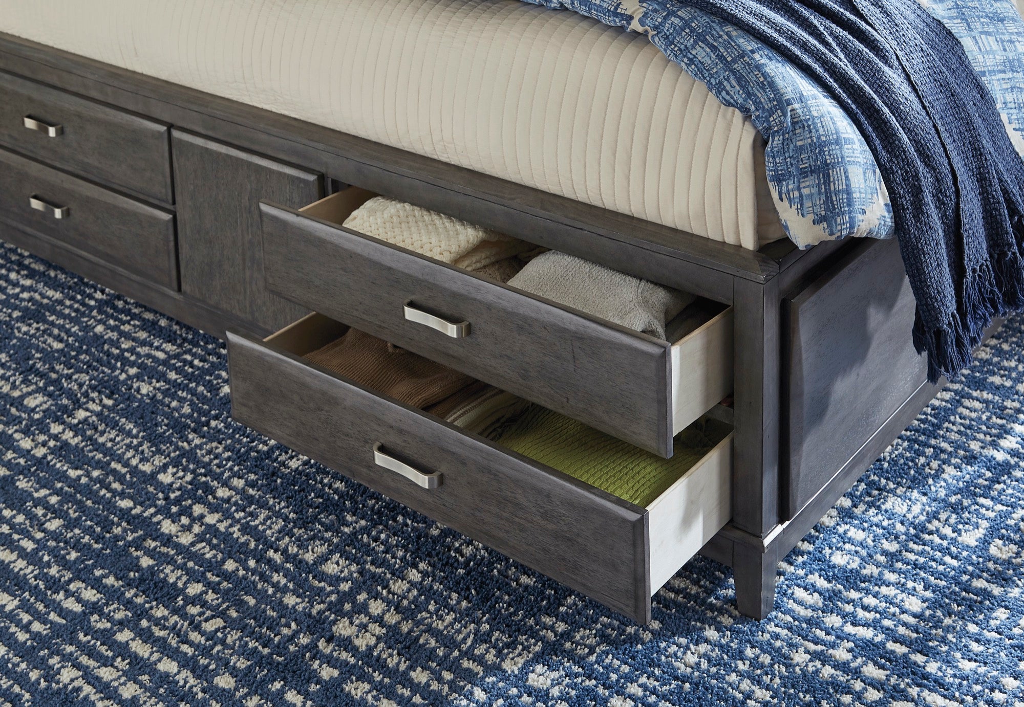 Caitbrook Queen 5 Piece Storage Bedroom Set - Adams Furniture