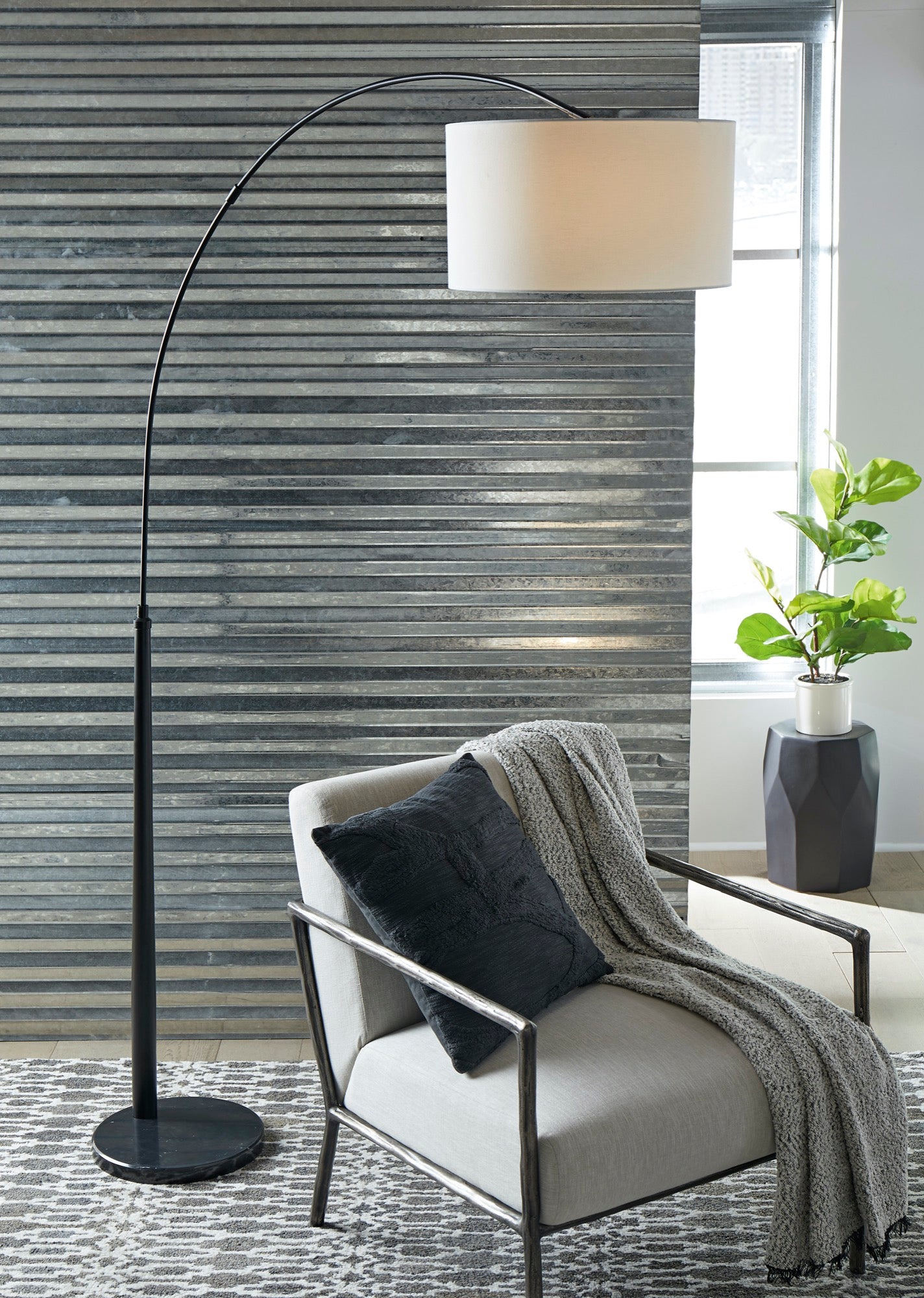 Veergate Arc Lamp - Adams Furniture