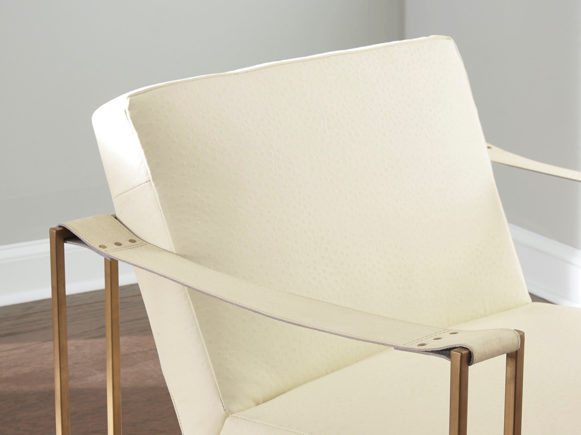 Kleemore Accent Chair - Adams Furniture