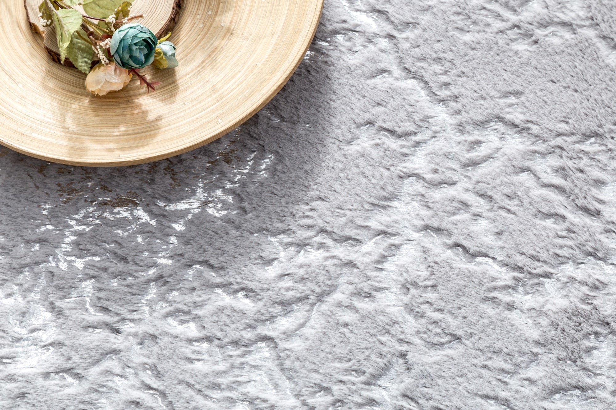 Chryso 5x7 Grey Area Rug - Adams Furniture