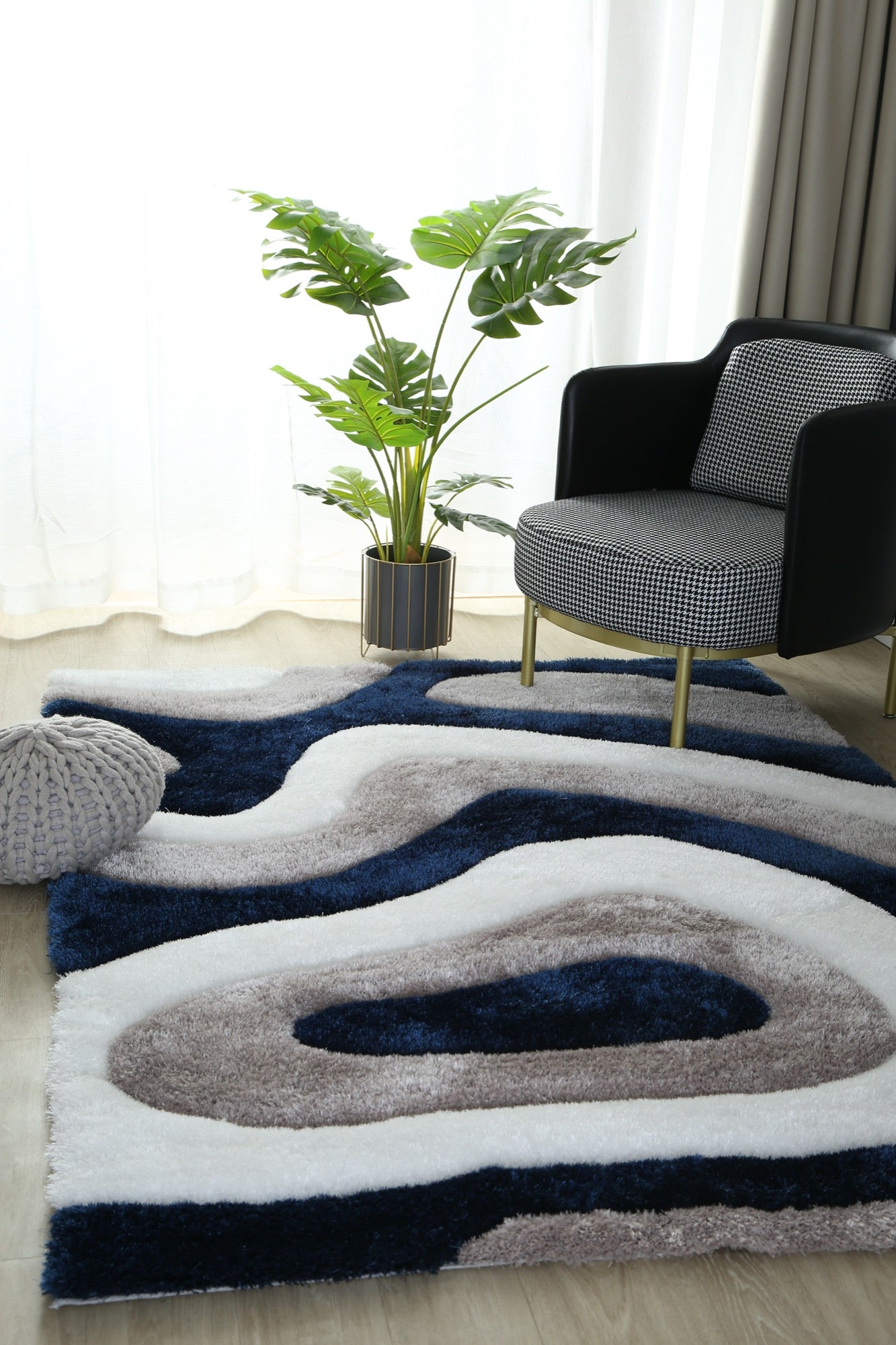 Mateos Navy/Beige/White 5x7 Area Rug - Adams Furniture