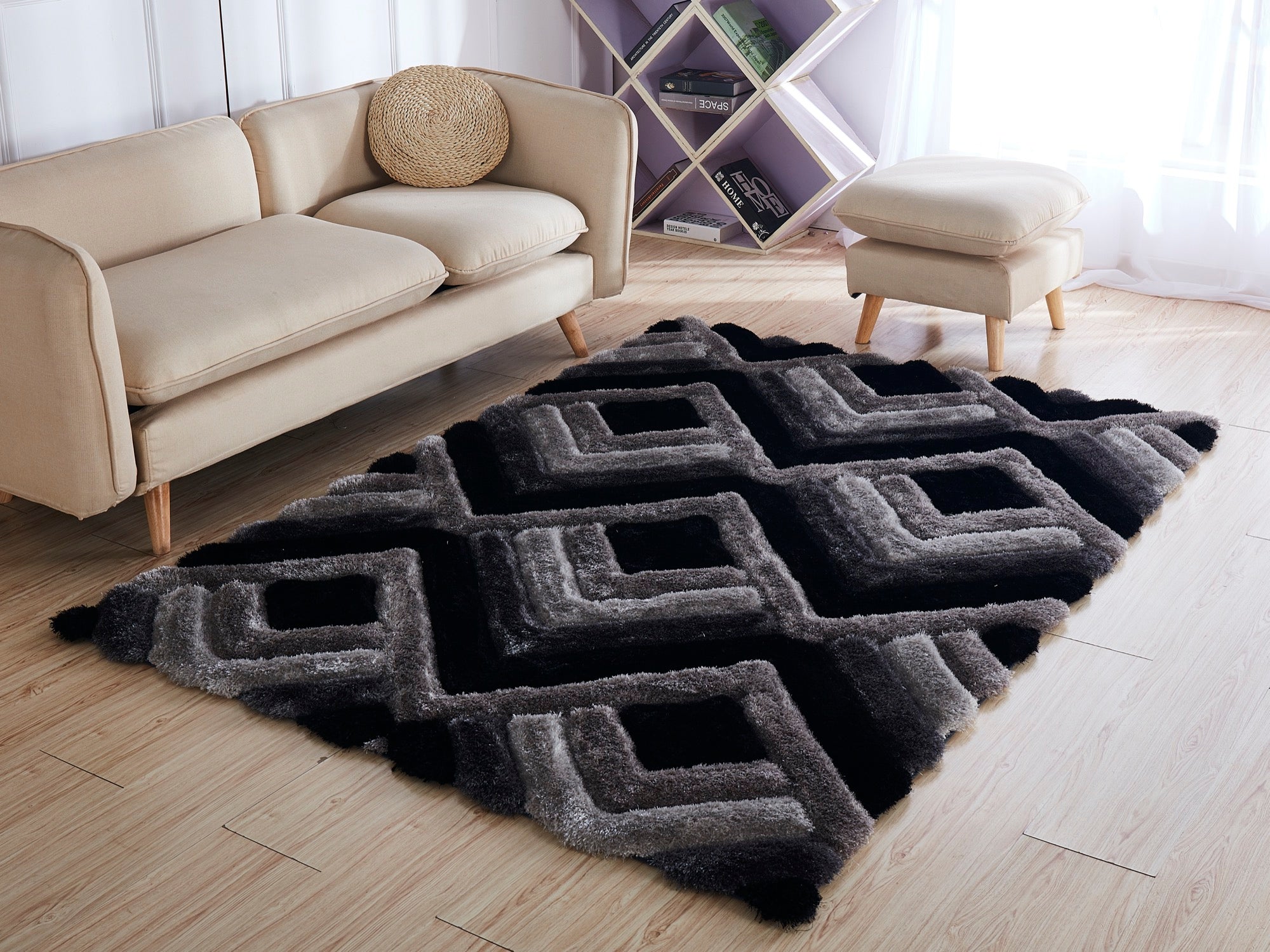 Mateos 5x7 Black/Grey Area Rug - Adams Furniture