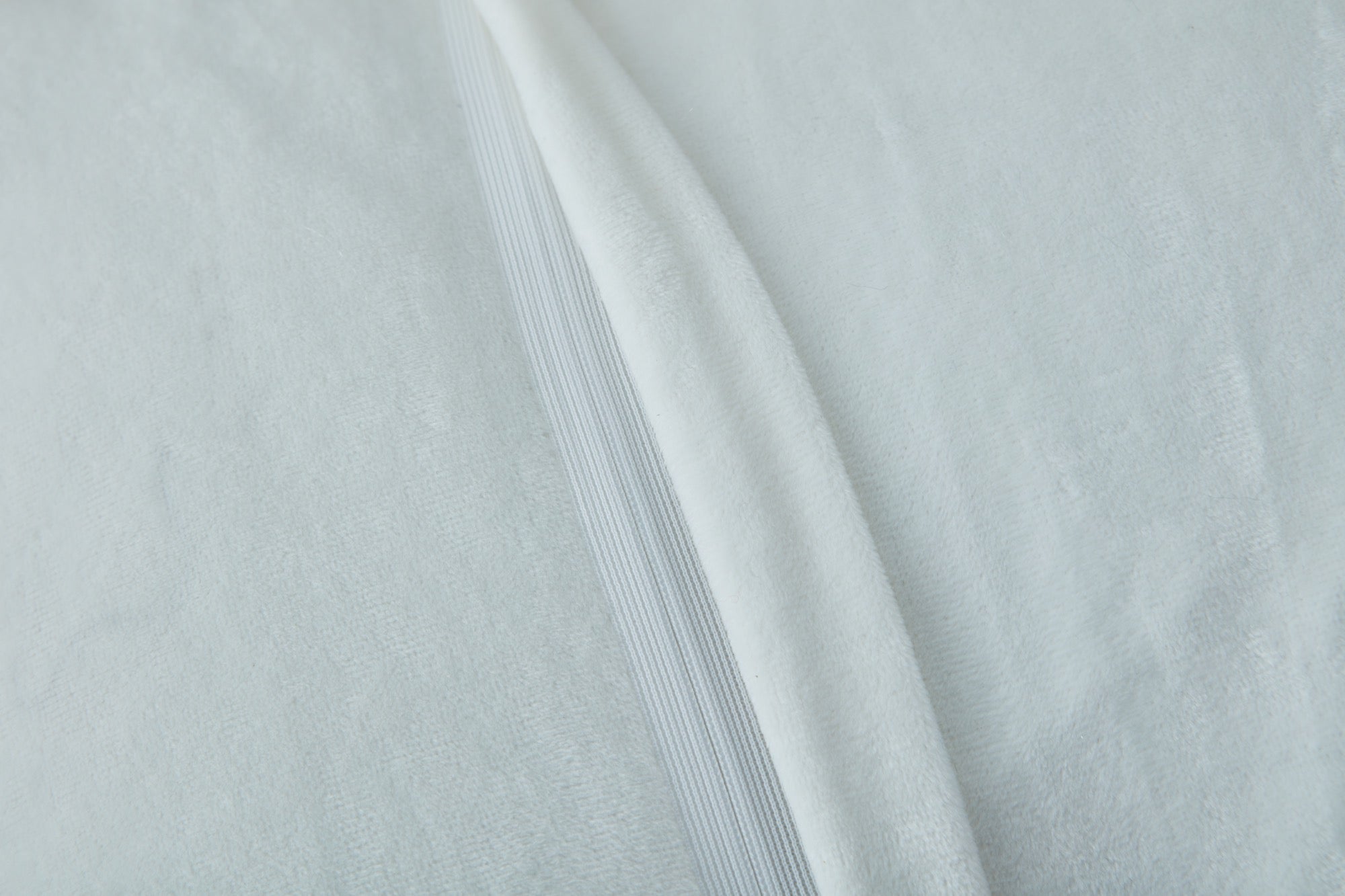 Manhattan White Pillow - Adams Furniture