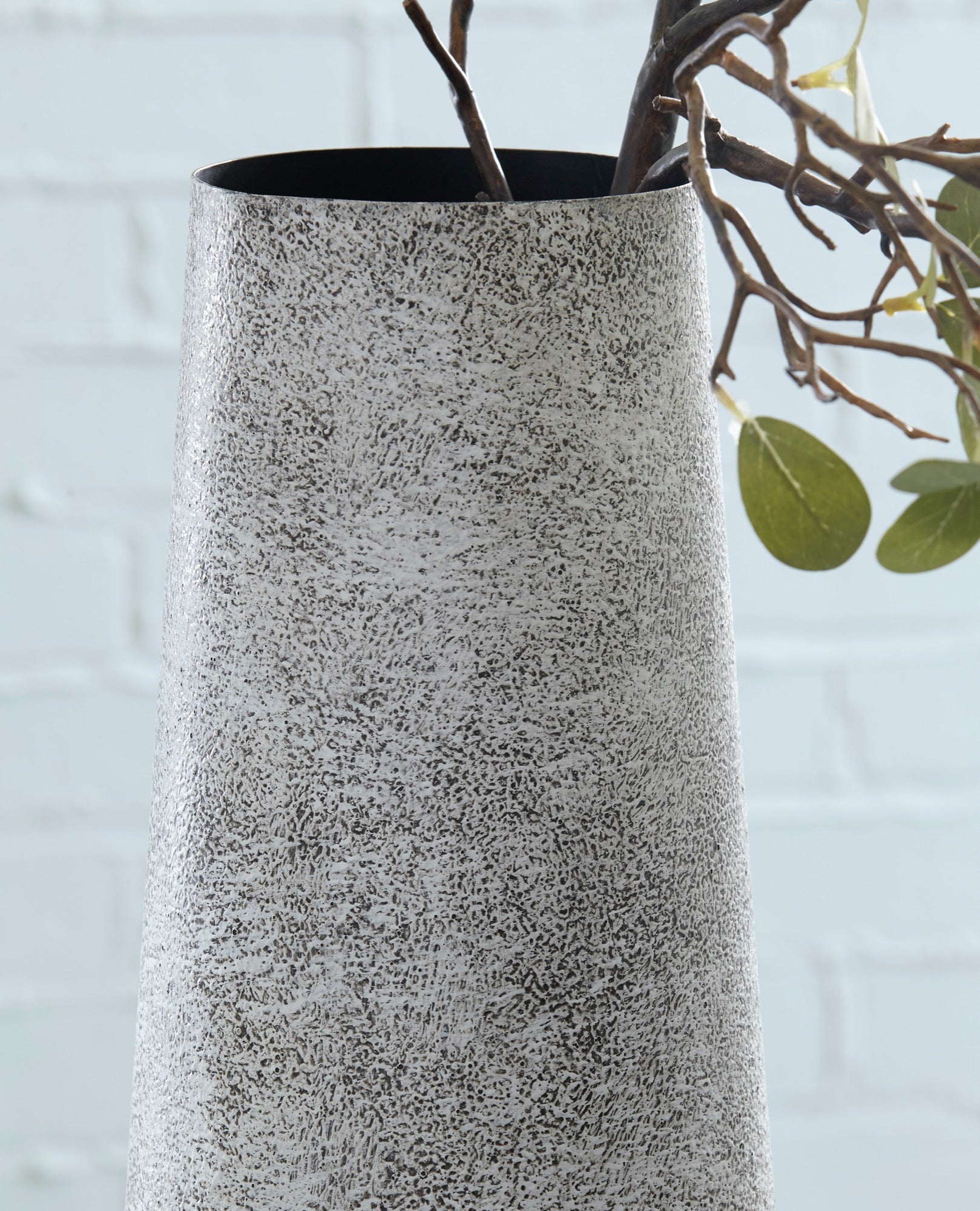 Fynn Vase - Adams Furniture
